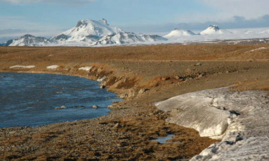 SAMGÖNGURÁÐHERRA Á AÐ ÞJÓNA ÞJÓÐINNI