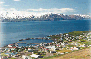 HVERS KONAR UPPBYGGINGU Á HÚSAVÍK?