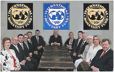 ALÞJÓÐAGJALDEYRISSJÓÐURINN FYRIRSKIPAR VAXTAHÆKKUN - RÍKISSTJÓRNIN HLÝÐIR - GLÆPSAMLEGT GLAPRÆÐI