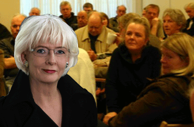 FUNDUR Í KRAGA OG YFIRLÝSING FORSÆTISRÁÐHERRA