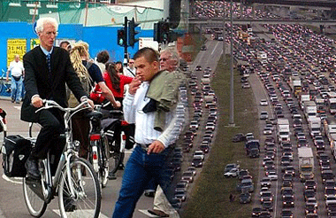HOUSTON EÐA AMSTERDAM EÐA ...