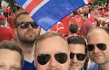 Hvað er svo glatt - Þórður Snær og f