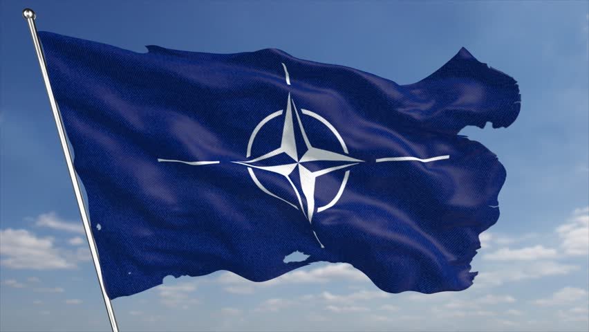 Nató - götóttur fáni