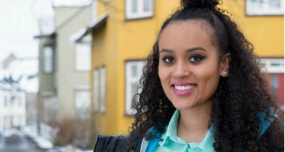 SANNA MAGDALENA: LAUNABIL ALDREI MEIRA EN 1 Á MÓTI 3