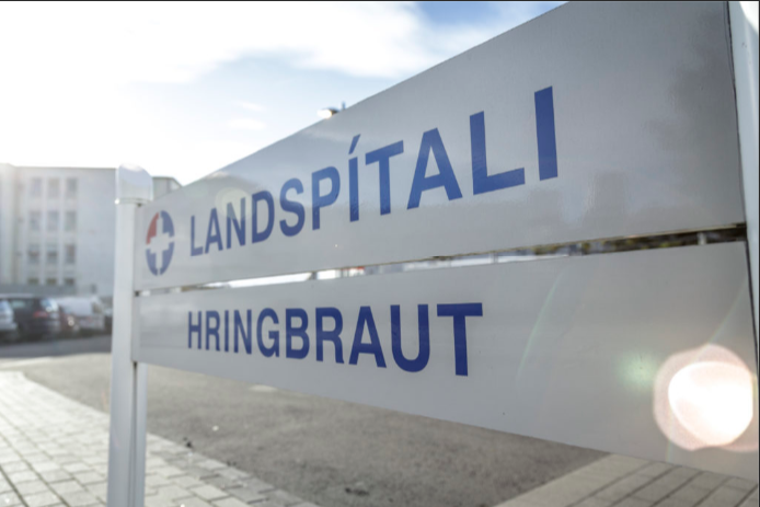 ÞJÓÐIN GÆTI HÓFS Í VEIKINDUM
