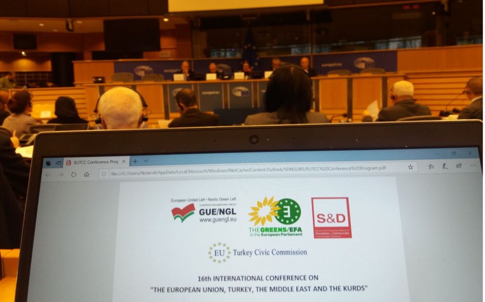 MÁLEFNI KÚRDA TIL UMRÆÐU Í BRUSSEL