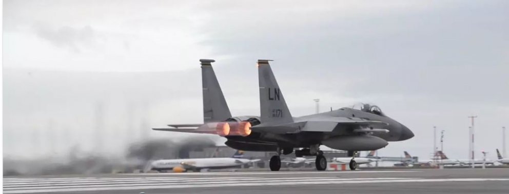 HVORT MÁ BJÓÐA: MENGUN AFTAN ÚR NATÓ-VÉL EÐA BELJURASSI?