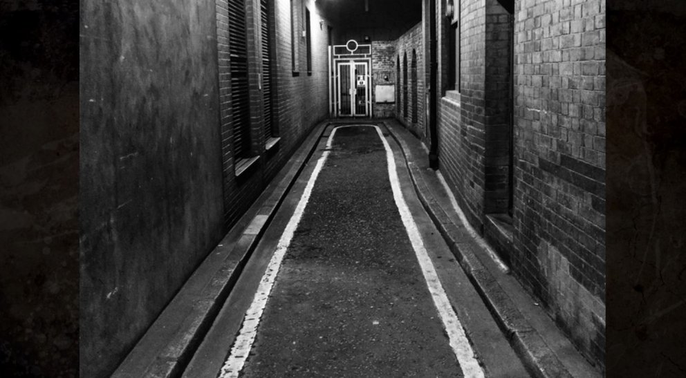 ÖNGSTRÆTI BANDARÍSKRA STJÓRNMÁLA