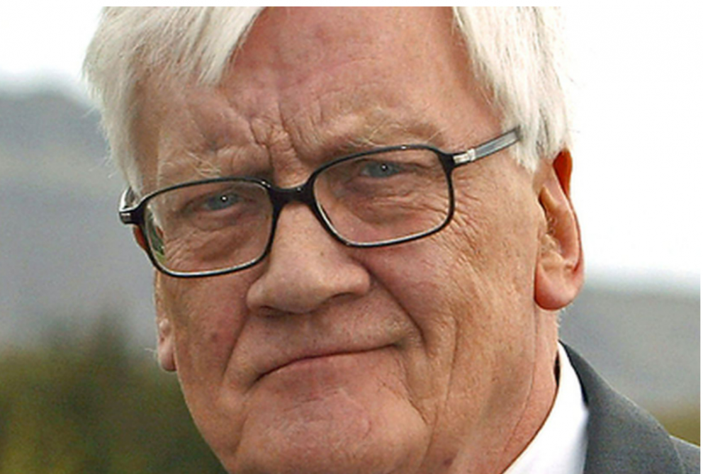 ÓLAFUR ÓLAFSSON LANDLÆKNIR KVADDUR