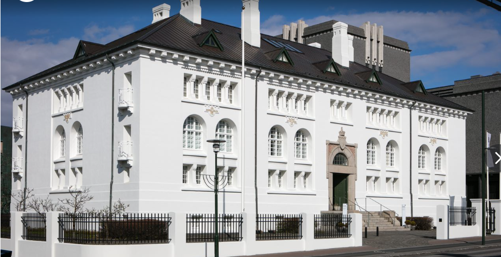 HVET FÓLK TIL AÐ SÆKJA ÁHUGAVERÐAN HÁDEGISFUND Á LAUGARDAG