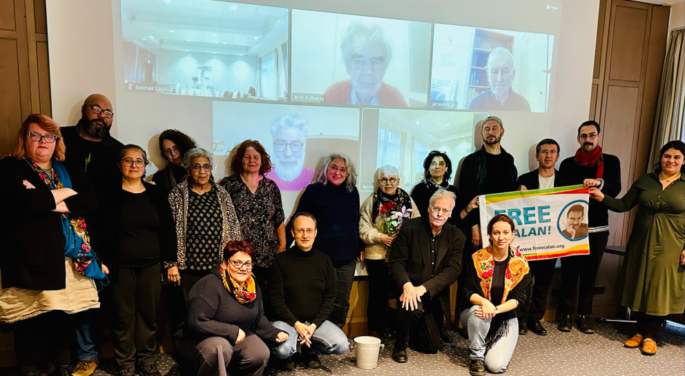 FUNDUR UM FANGELSAÐAN MANN OG HUGMYNDIR HANS