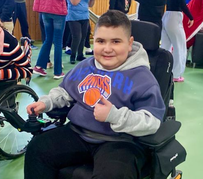 Á AUSTURVELLI TIL STUÐNINGS VEIKUM DRENG