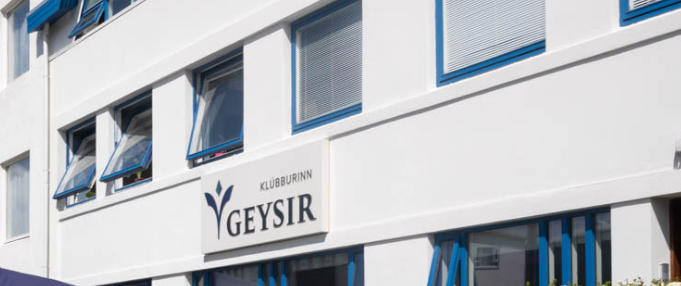 KLÚBBURINN GEYSIR MINNIR Á SIG