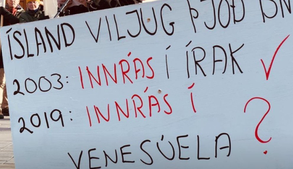 NÝLENDUVELDIN OG UNDIRLÆGJURNAR