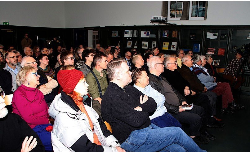 ESB FÉKK FALLEINKUNN UM HELGINA - FULLT ÚT ÚR DYRUM Í ÞJÓÐMENNINGARHÚSI – VINSTRI MENN STOFNA FÉLAG