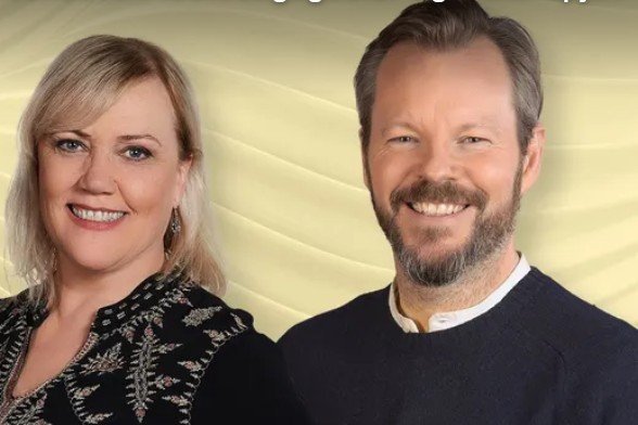 Í HEIMSÓKN HJÁ GUÐRÚNU OG GUNNARI