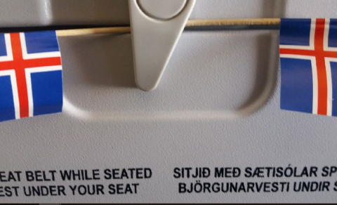 “ICELANDAIR” BÝÐUR UPP Á KAFFI OG KÖKU Á ÞJÓÐHÁTÍÐ