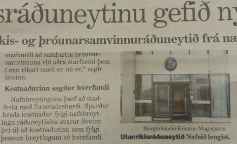 AUÐVITAÐ NÝTT NAFN ! HVÍLÍK HUGKVÆMNI !!
