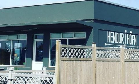 NÆSTI ÁFANGASTAÐUR HEITIR HENDUR Í HÖFN!