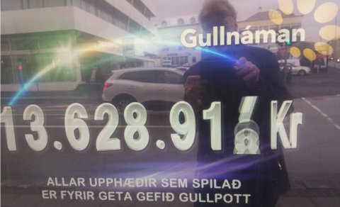 GULLNÁMA HÍ OPNUÐ Á NÝ OG RAUÐI KROSSINN EFLIR GÓÐGERÐARSTARF