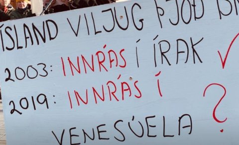 NÝLENDUVELDIN OG UNDIRLÆGJURNAR