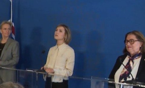 FJÖLMIÐLAR VERÐA AÐ UPPLÝSA ÞEGAR STJÓRNMÁLAMENN AFVEGALEIÐA