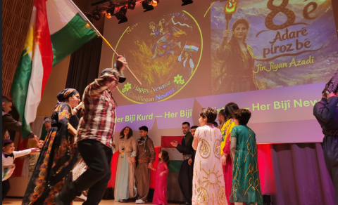 NEVROZ Í KÓPAVOGI OG FRIÐARBOÐSKAPURINN